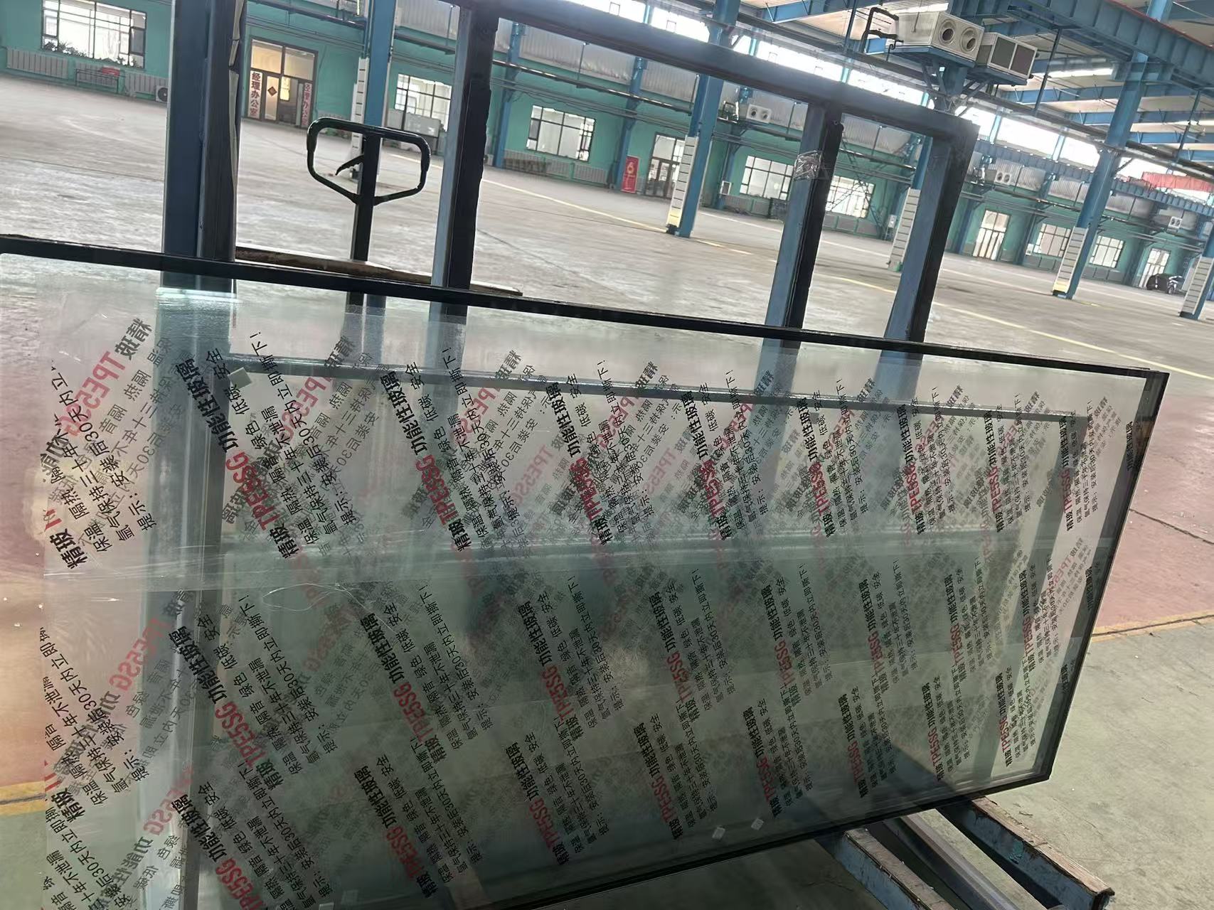 银川市玻璃源头工厂隔热玻璃 - 方案